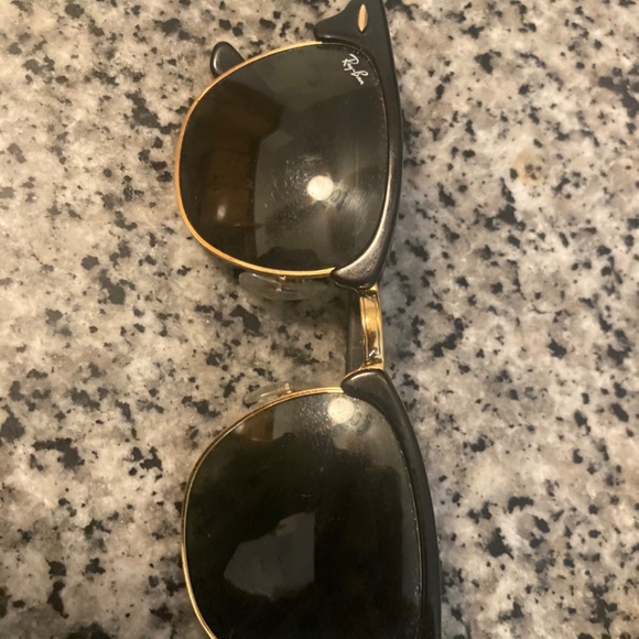 Ray-Ban RB3016 Clubmaster Classic Sunglasses